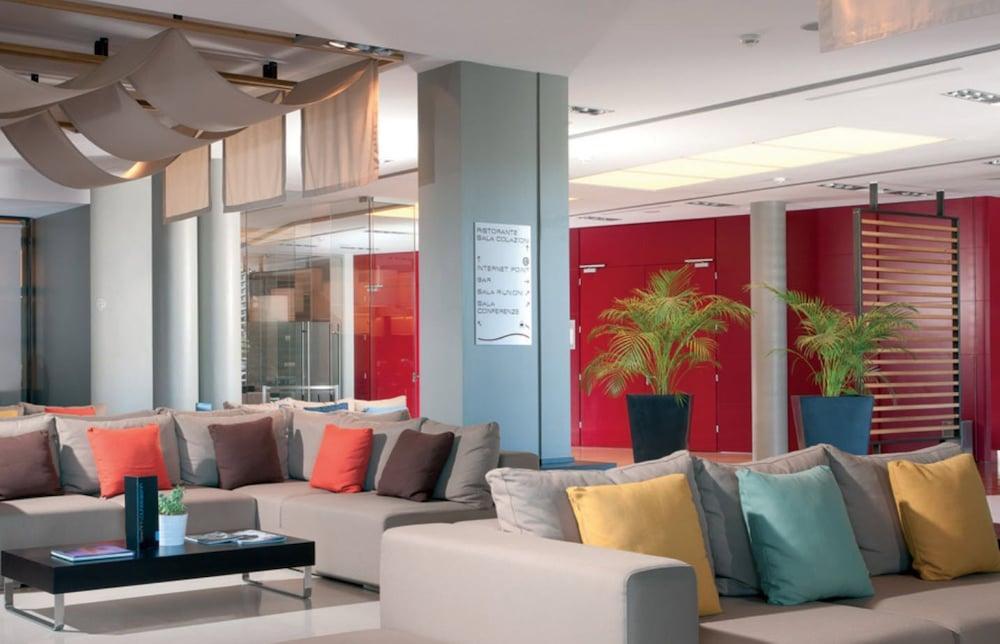 Sea Art Hotel ヴァード・リーグレ エクステリア 写真