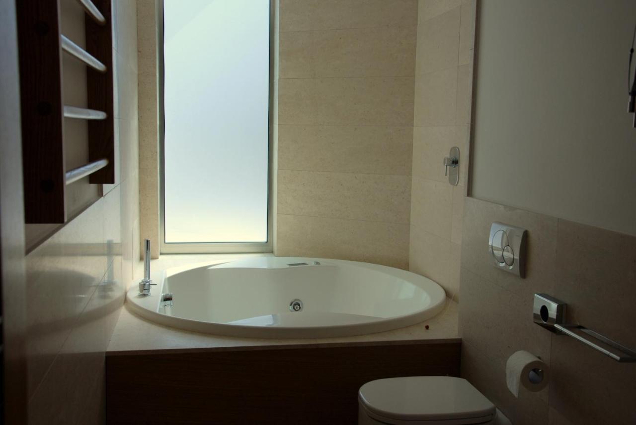 Sea Art Hotel ヴァード・リーグレ エクステリア 写真